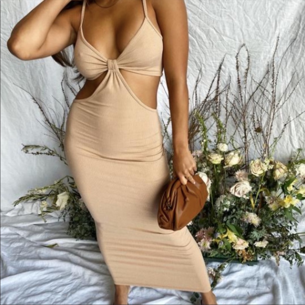 Starlow Island Escape Knit Maxi Dress